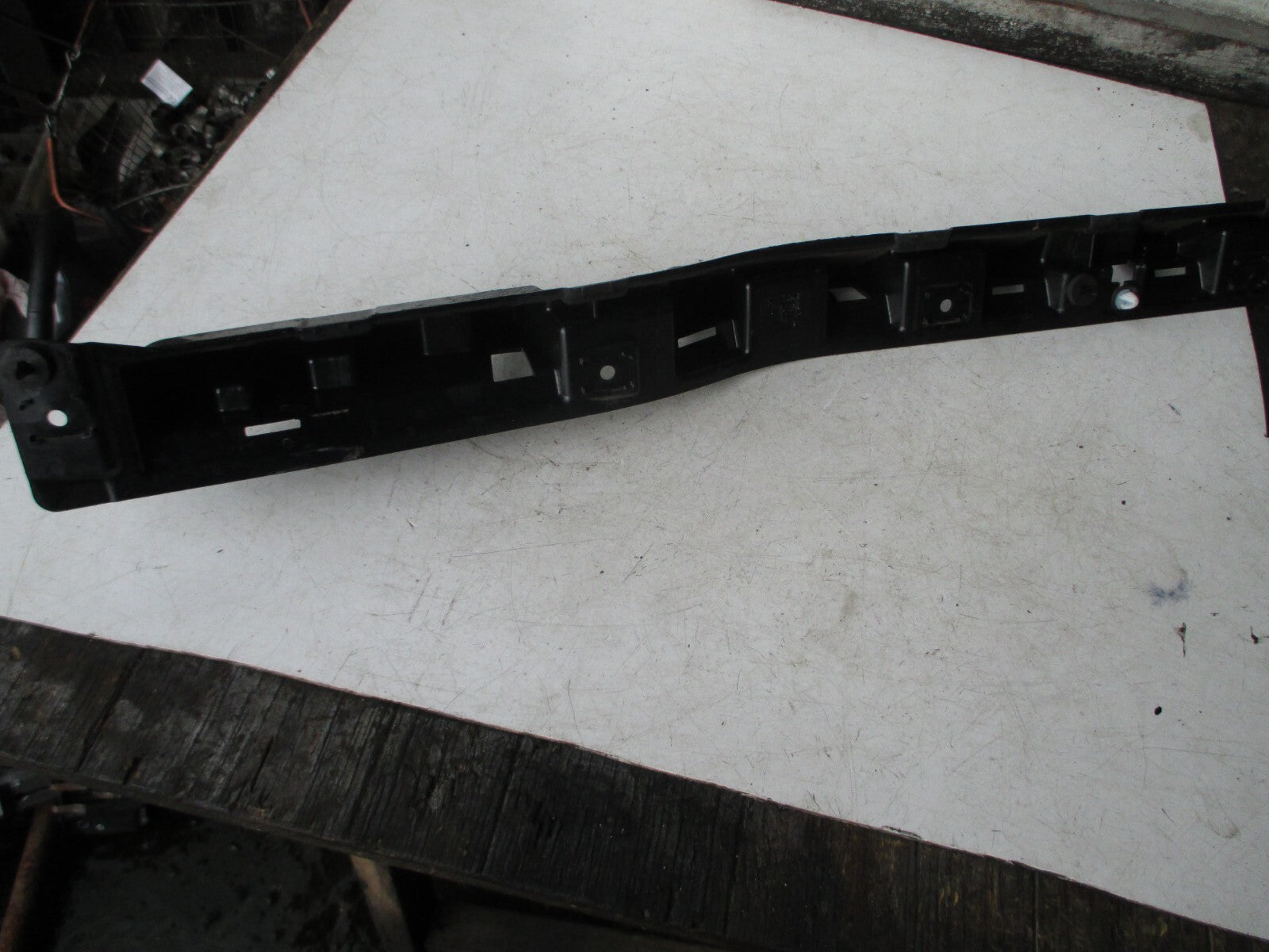 FORD GALAXY MK4 2020 REAR BUMPER BACK PLASTIC SUPPORT BRACKET TRIM EM2B-17C871-N