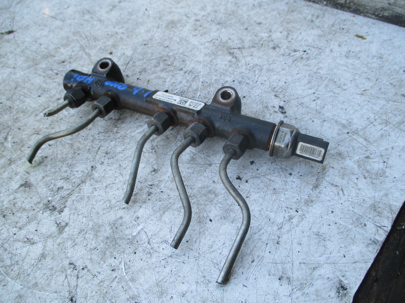 PEUGEOT CITROEN FORD 1.6 DIESEL FUEL RAIL 9685297580