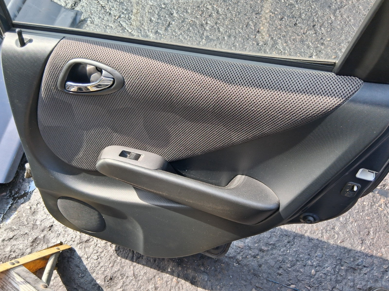 2007 HONDA JAZZ MK2 OSR DRIVER SIDE REAR RIGHT COMPLETE DOOR BLUE