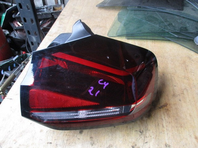 CITROEN C4 MK3 2021 OSR DRIVER SIDE REAR TAIL LIGHT 9831100080