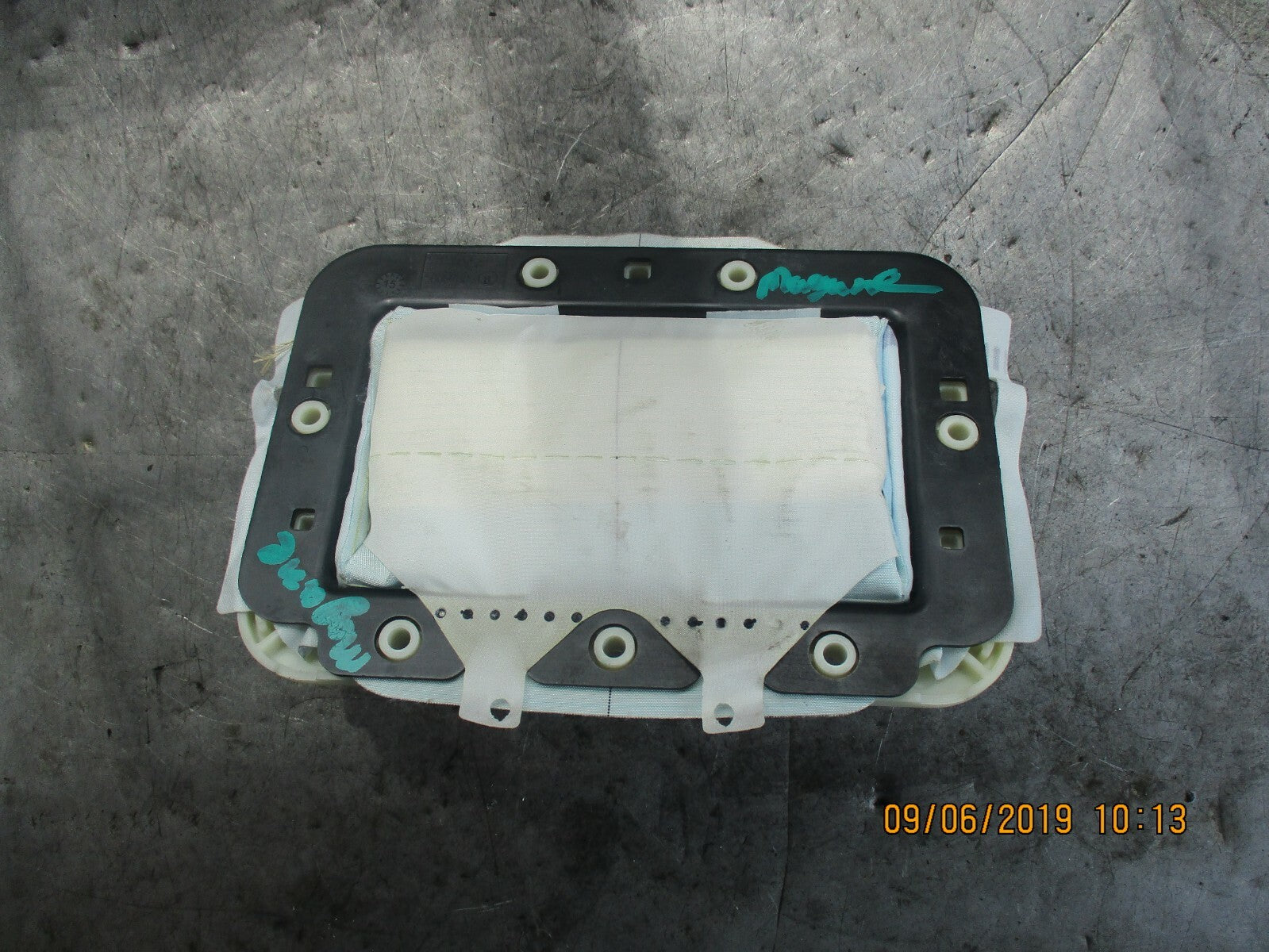 RENAULT MEGANE MK3 NSF PASSENGER SIDE FRONT AIRBAG 985155802R