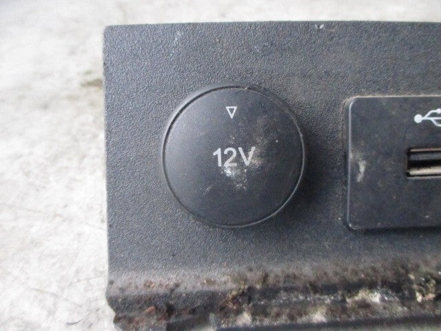 2021 FORD TRANSIT USB PORTS 12V POWER SOCKET  JK21V044K62
