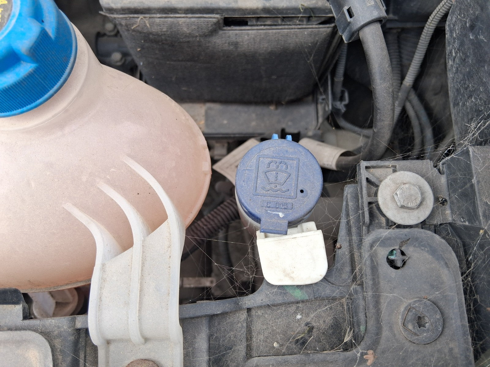 2019 FIAT 500L HATCHBACK WINDSCREEN WASHER WATER BOTTLE RESERVOIR