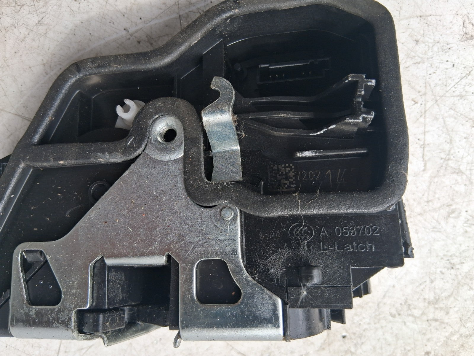 2014 BMW 3 SERIES F31 F30 NSR PASSENGER SIDE REAR DOOR LOCK MECHANISM 7202147