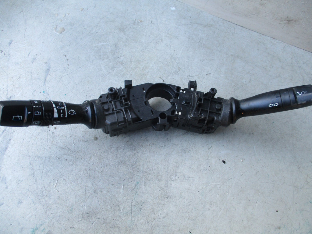 2012 HYUNDAI I40 1.7 DIESEL INDICATOR & WIPER STALKS 934103Z000