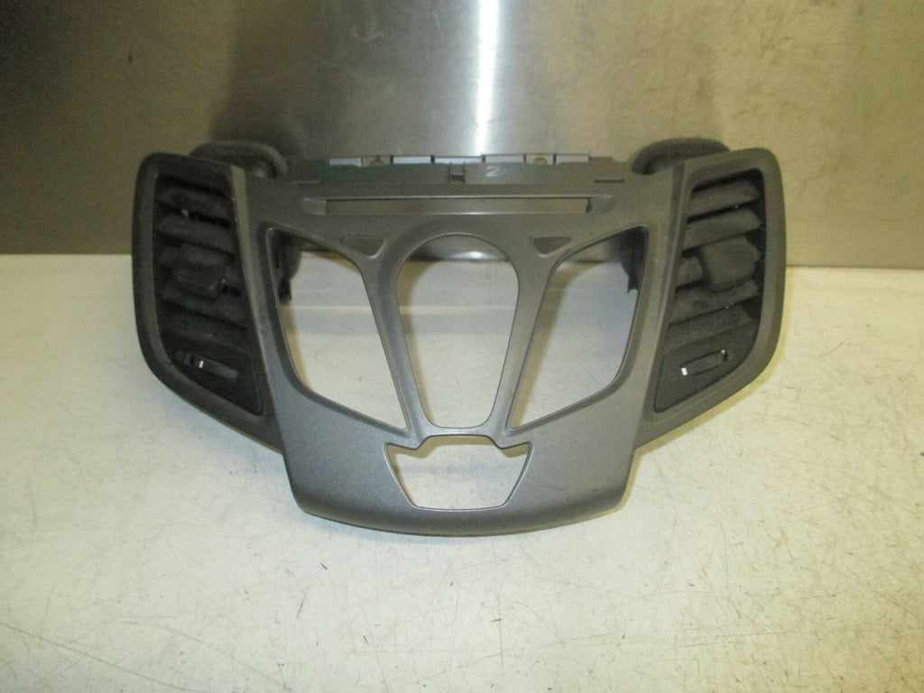 FORD FIESTA MK7 2014 STEREO SURROUND WITH AIR VENTS 8A6118A802AJW