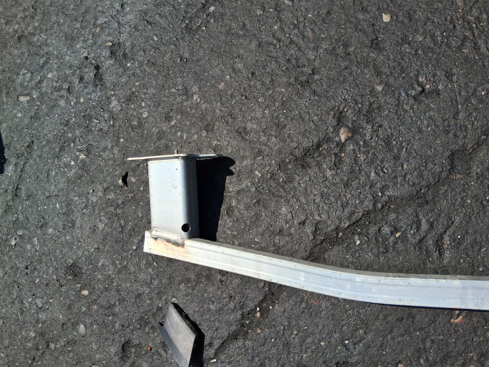 2024 DS AUTOMOBILES DS 7 LOWER CRASH BAR REINFORCEMENT 9822100180