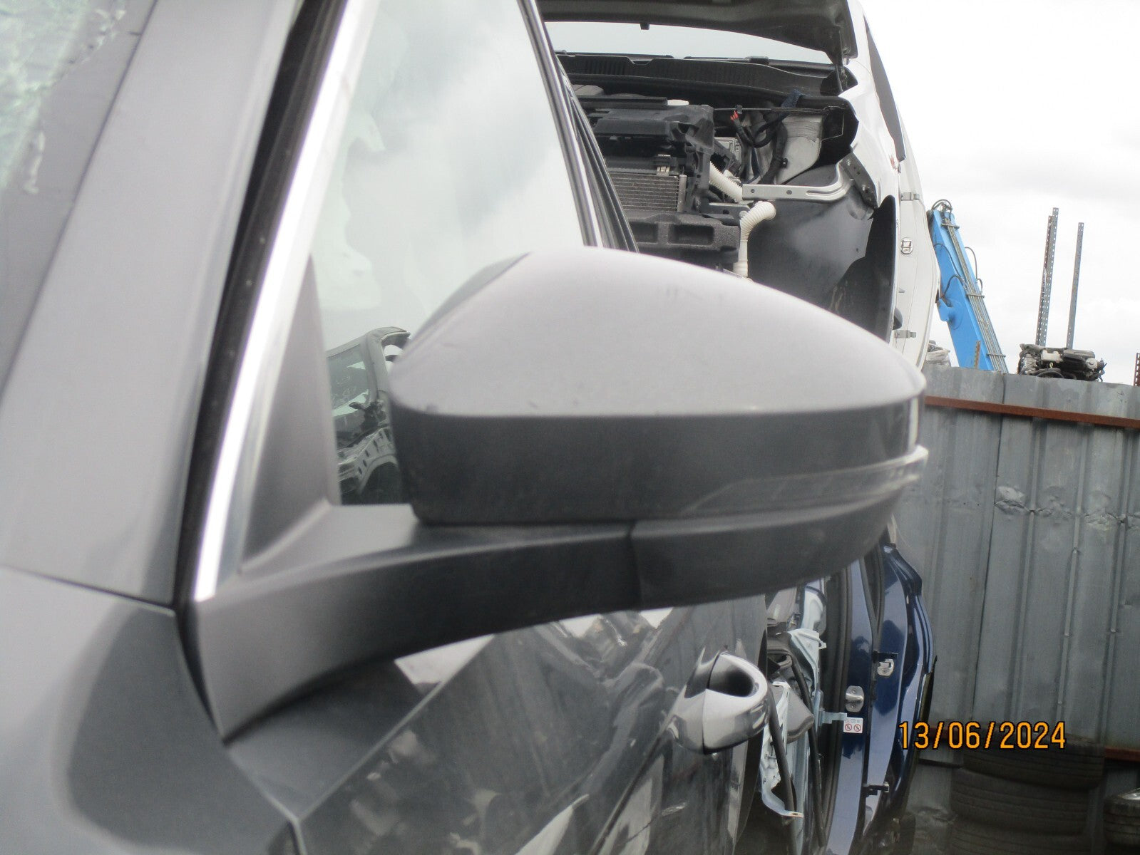 2020 VW VOLKSWAGEN T ROC NSF PASSENGER SIDE POWERFOLD WING MIRROR GREY MET LR7H