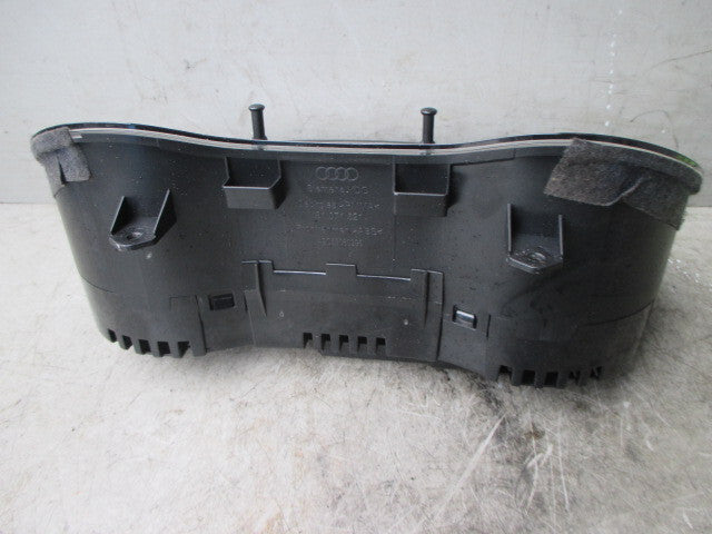 AUDI A3 2006 TYPE 8P SPEEDOMETER INSTRUMENT CLUSTER 8P0920951A