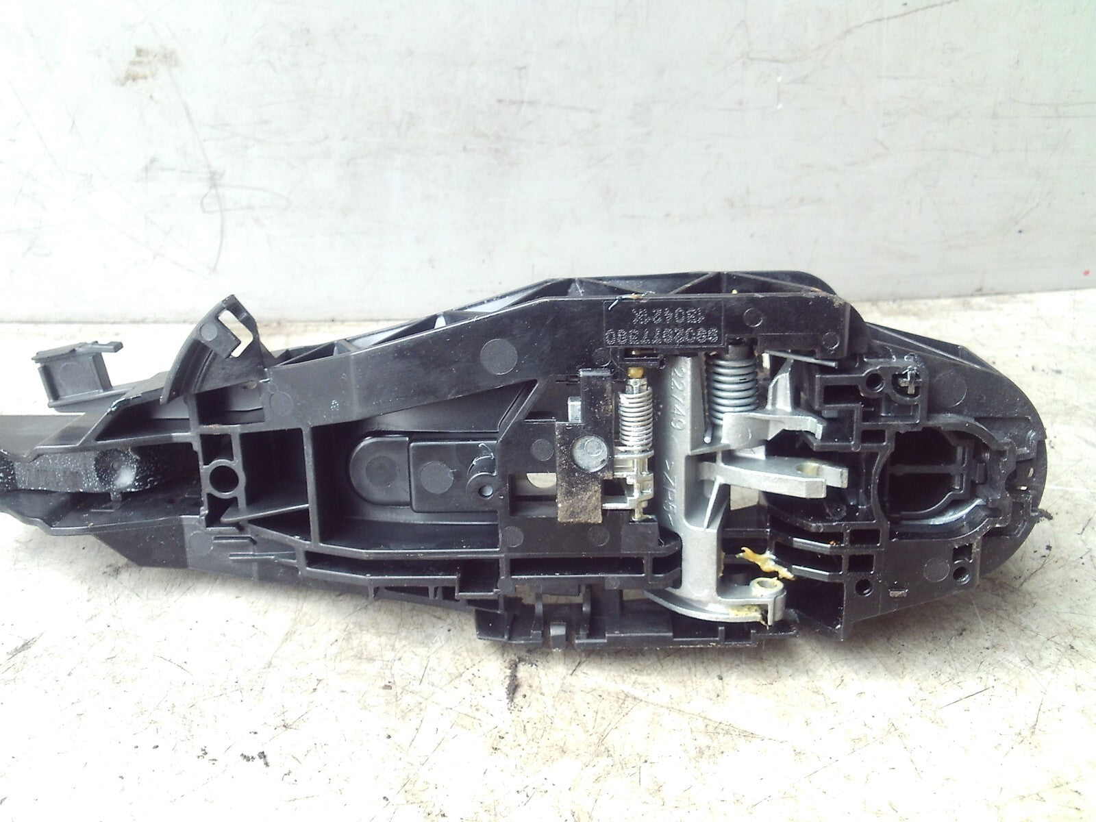 2021 CITROEN C4 MK3 NSR PASSENGER SIDE REAR LEFT EXTERIOR DOOR HANDLE 9802977380