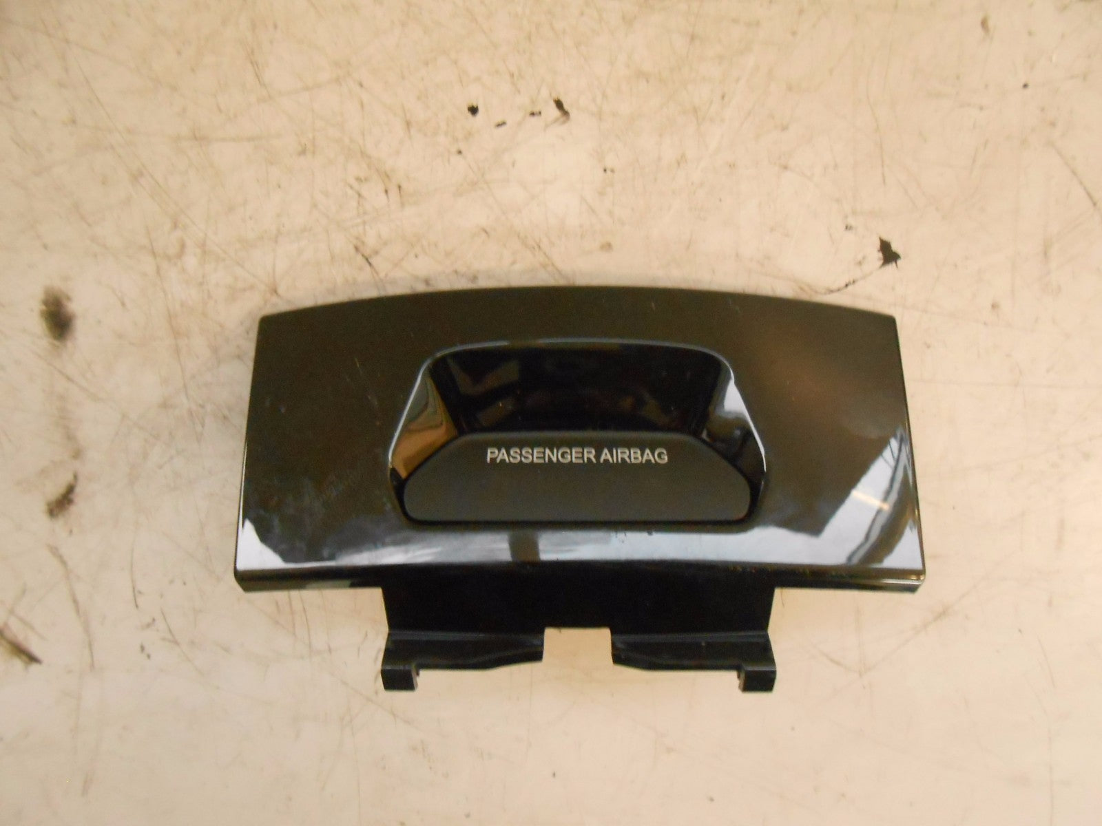 NISSAN JUKE F15 2016 CENTER CONSOLE AIR BAG SAFETY WARNING LIGHT & BLACK TRIM