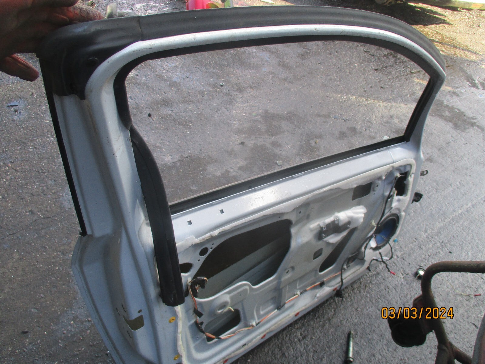 FIAT GRANDE PUNTO EVO 2011 3 DOOR PASSENGER SIDE BARE DOOR SHELL BIANCO RADIOSO