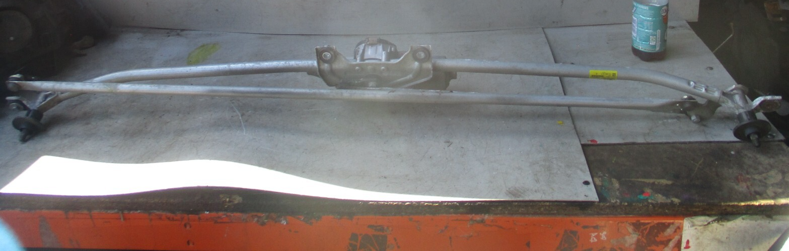 2014 VAUXHALL MERIVA B FRONT WIPER MOTOR & LINKAGE 3397021104