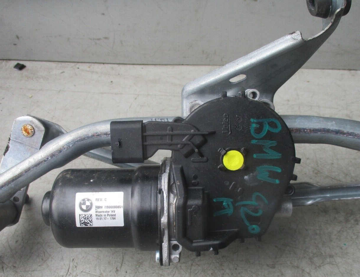 BMW 3 SERIES G20 2019 FRONT WINDSCREEN WIPER MOTOR AND LINKAGE W000090851