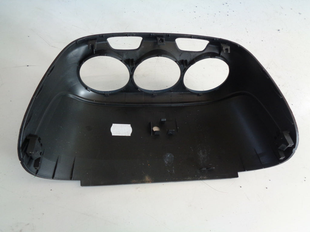 VAUXHALL CORSA E MK4 2017 3 DOOR HEATER CONTROL AIRCON SURROUND 13493971