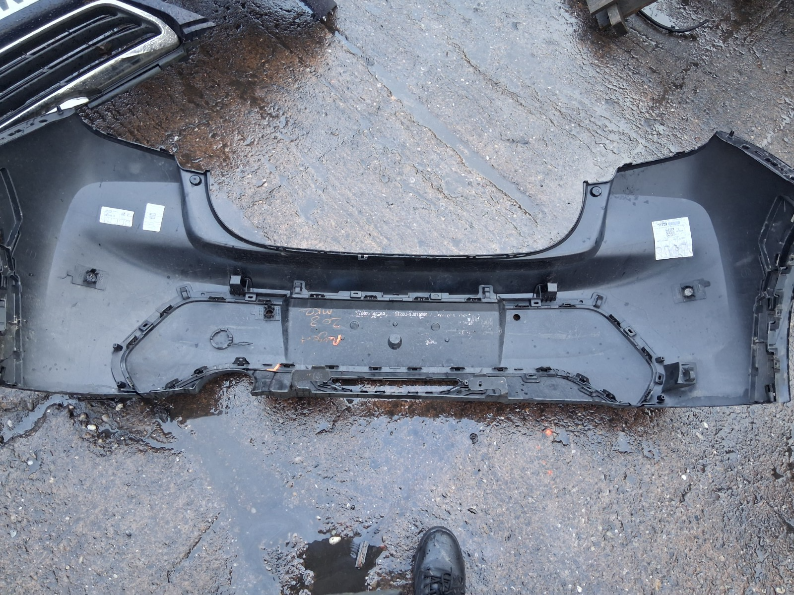 2017 PEUGEOT 308 MK2 COMPLETE REAR BUMPER BLACK
