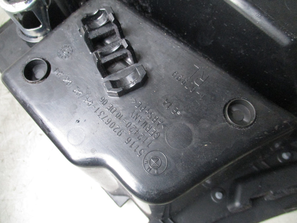 2011 BMW 5 SERIES MIDDLE CENTRE ARM REST ARMREST 51169206731-01 (ref s)