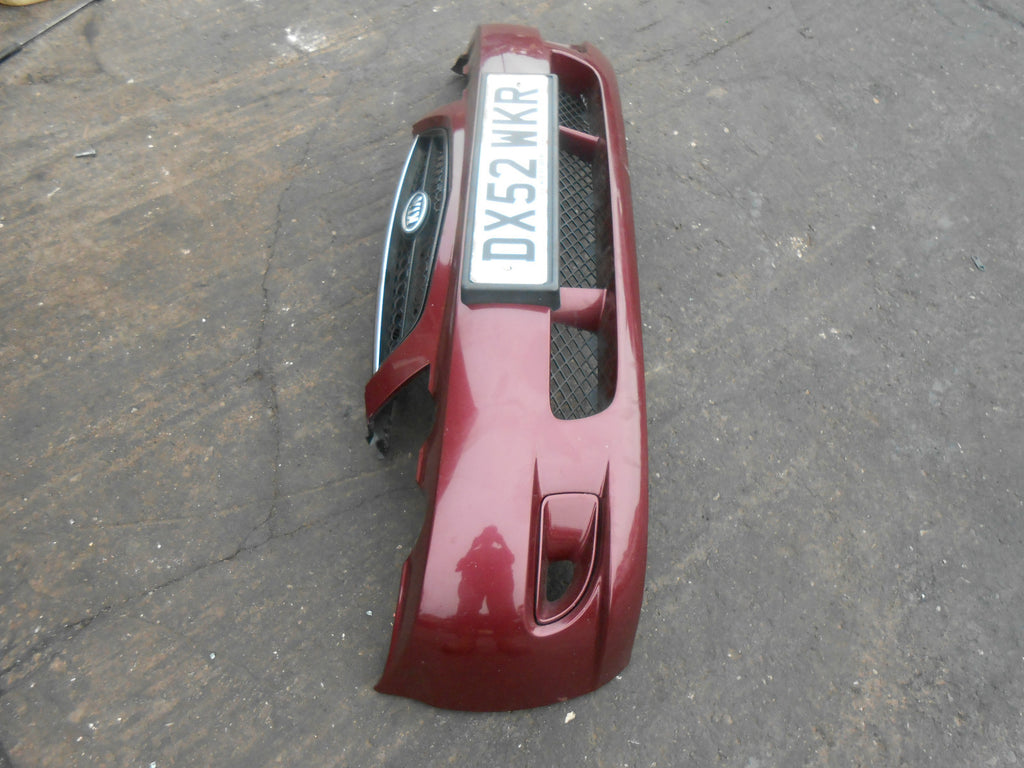 KIA SHUMA MK2 2002 COMPLETE FRONT BUMPER & GRILL GRILLE BURGUNDY RED