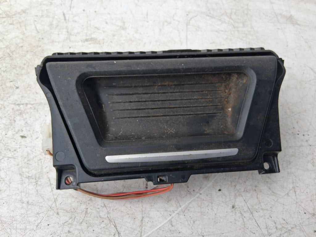 2010 BMW 5 SERIES F10 FRONT CUP HOLDER 12V SOCKET PORT STORAGE