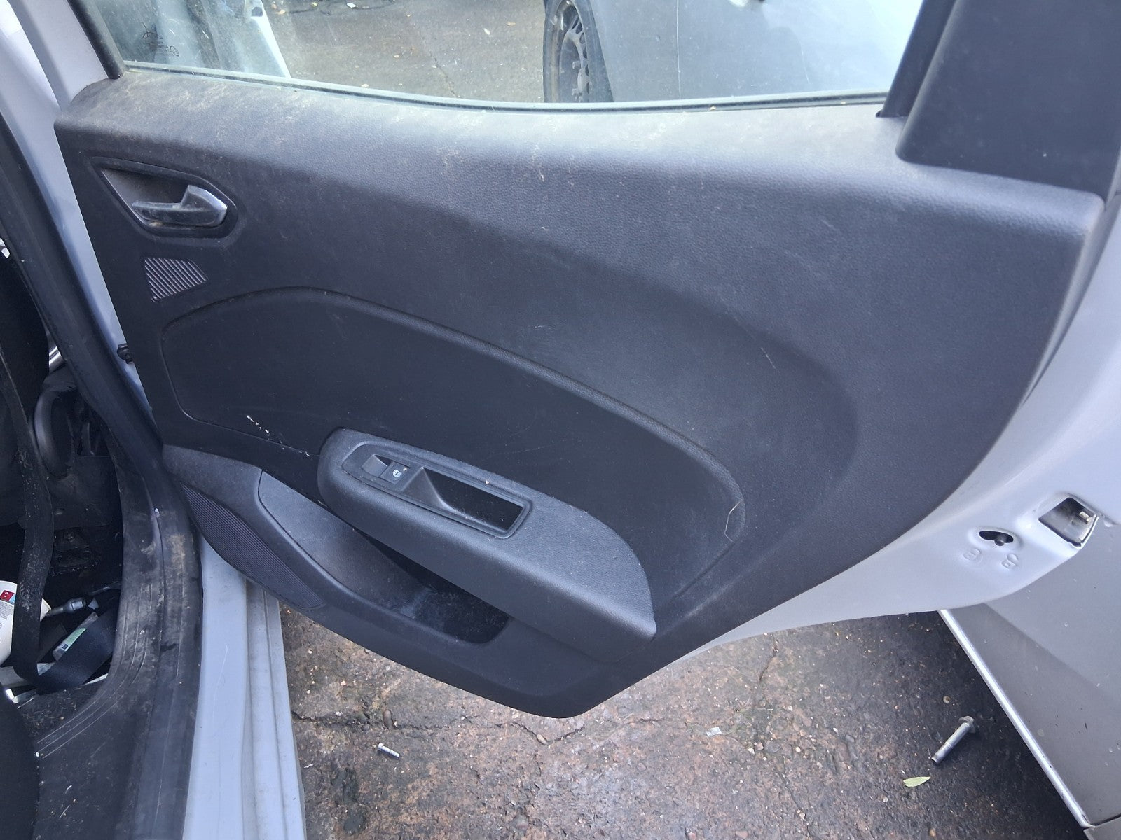 2024 RENAULT CLIO FACELIFT MK5 OSR DRIVER SIDE REAR RIGHT DOOR CARD PANEL