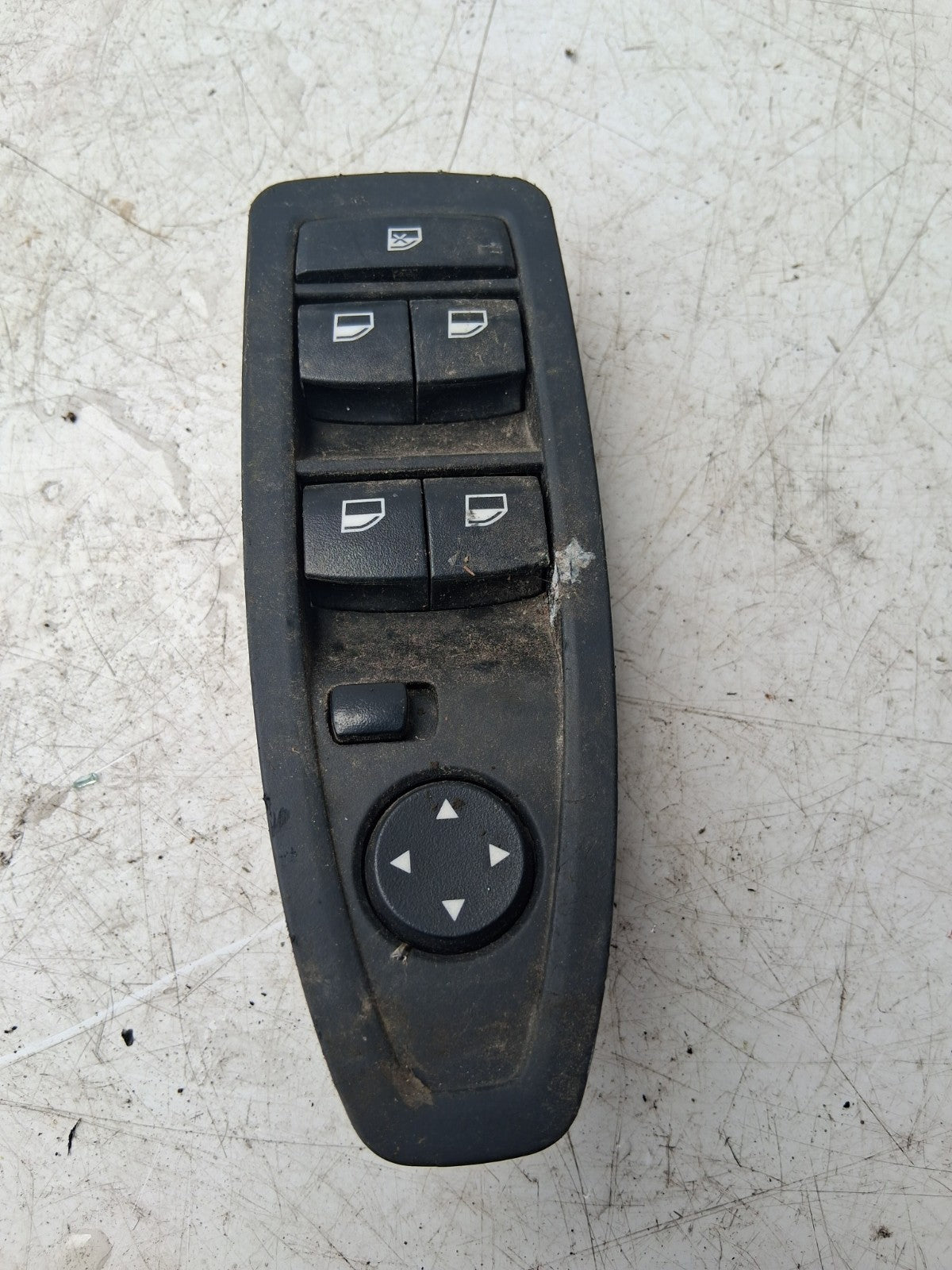 2014 BMW 3 SERIES F30 OSF DRIVER SIDE FRONT RIGHT WINDOW SWITCH 9208110