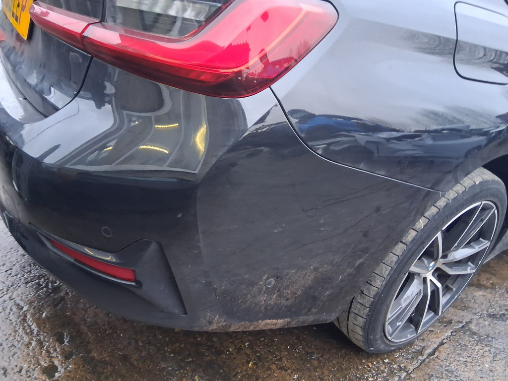 2019 BMW 3 SERIES SALOON G20 REAR COMPLETE BUMPER BLACK SAPPHIRE METALLIC 475