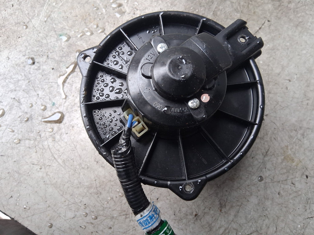 2008 HONDA JAZZ MK1 HEATER BLOWER MOTOR FAN 32157SAAD
