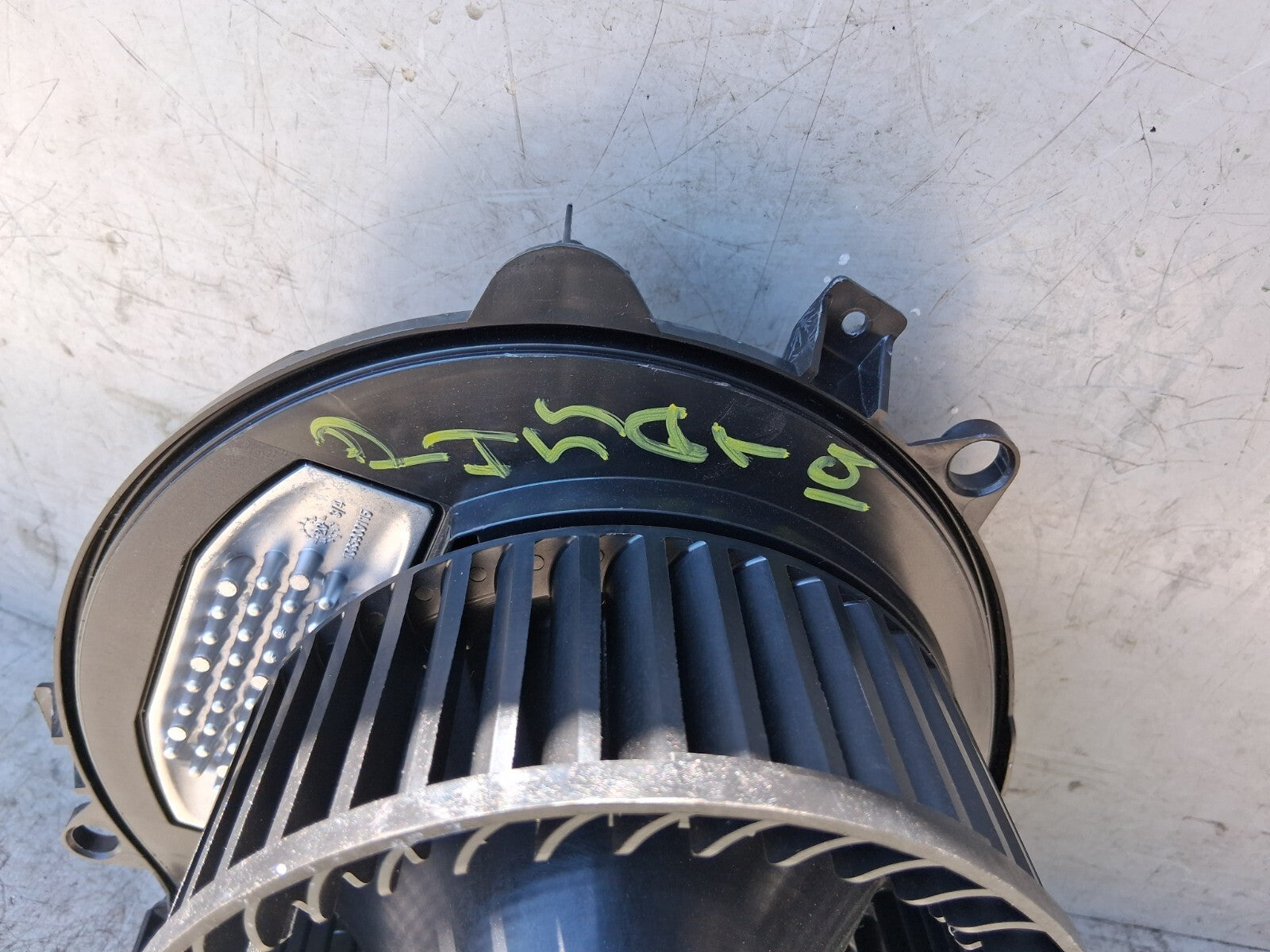 VW VOLKSWAGEN PASSAT B8 2019 1.6 PETROL HEATER BLOWER FAN MOTOR 5WC819021