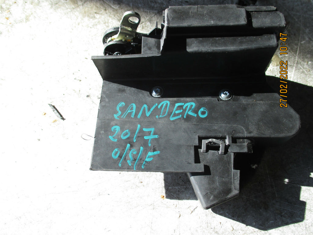 DACIA SANDERO 2017 MK2 OSF FRONT DRIVER SIDE DOOR LOCK MECHANISM