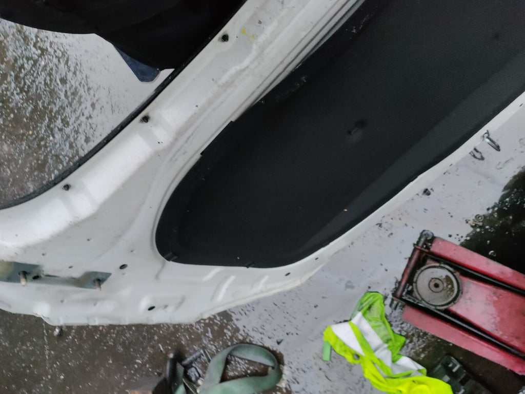 2010 VAUXHALL ASTRA J MK6 COMPLETE BONNET HOOD SUMMIT WHITE ZGAZ