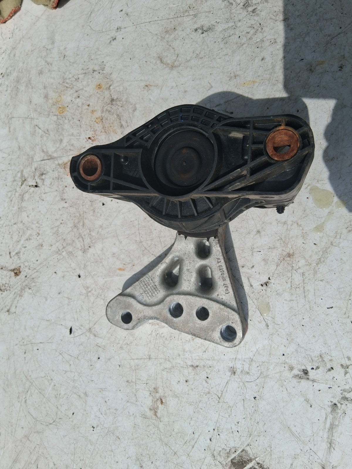 2020 VAUXHALL CROSSLAND 1.2 PETROL OS DRIVER SIDE FRONT ENGINE MOUNT 9676780580