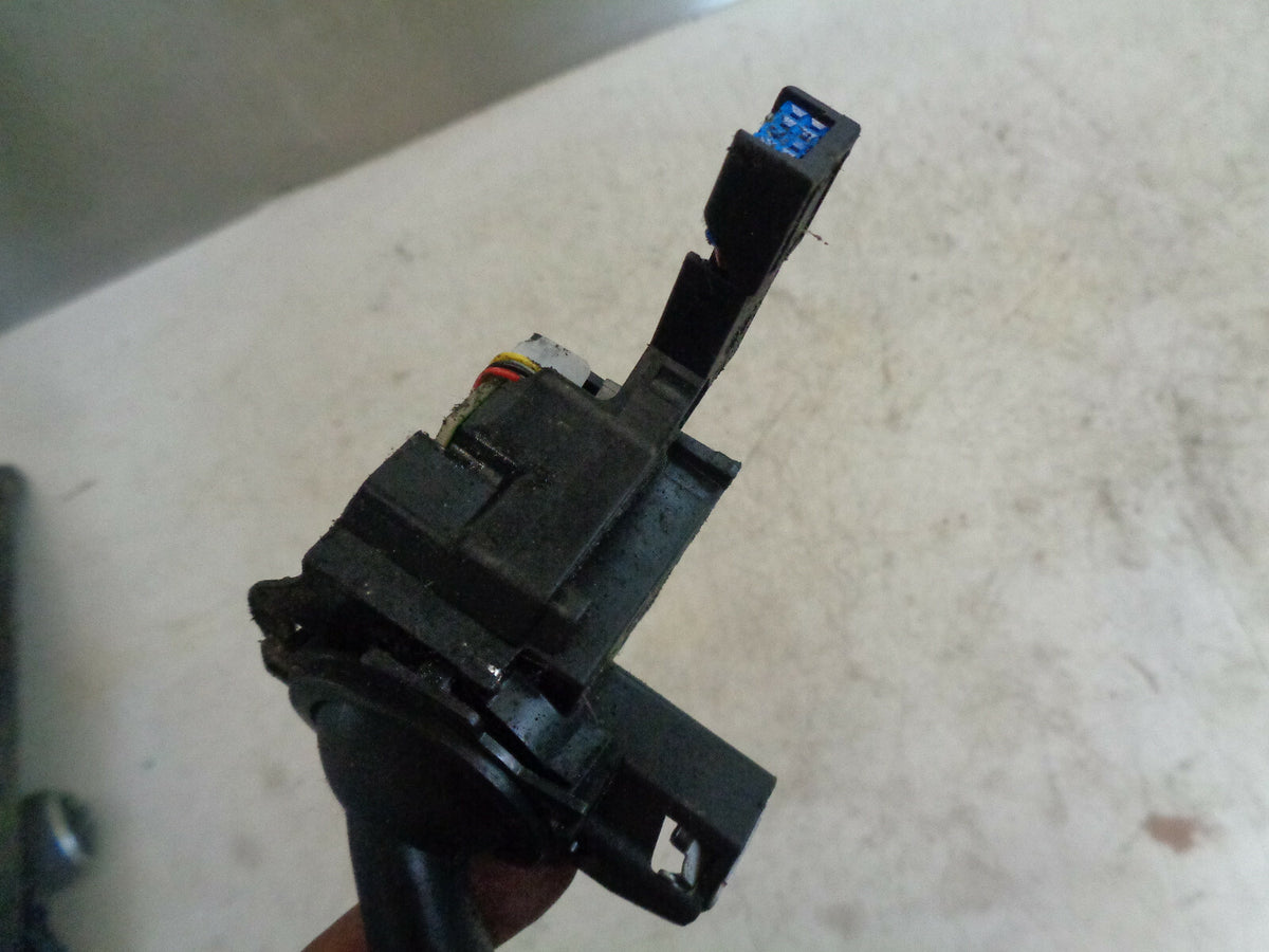 SEAT LEON 2007 FRONT WINDSCREEN WASHER STALK ONLY 1K0953519A