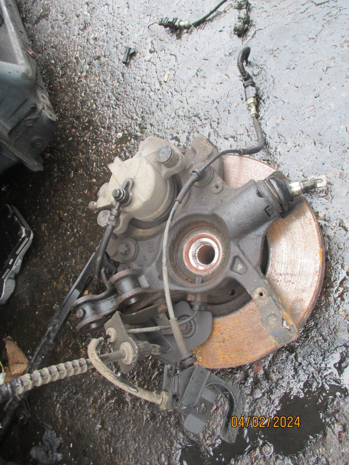 VAUXHALL VIVARO MK3 2021 NSF PASSENGER SIDE FRONT HUB CALIPER