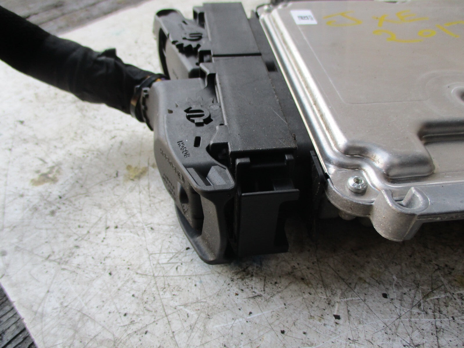 JAGUAR XE 2017 ECU ENGINE CONTROL UNIT GX7312C520FAG