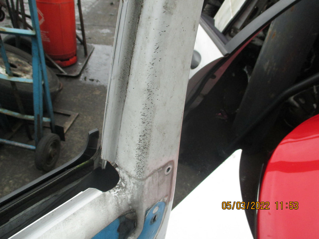 FORD TRANSIT 2009 MK7 OSF FRONT DRIVER SIDE COMPLETE DOOR WHITE