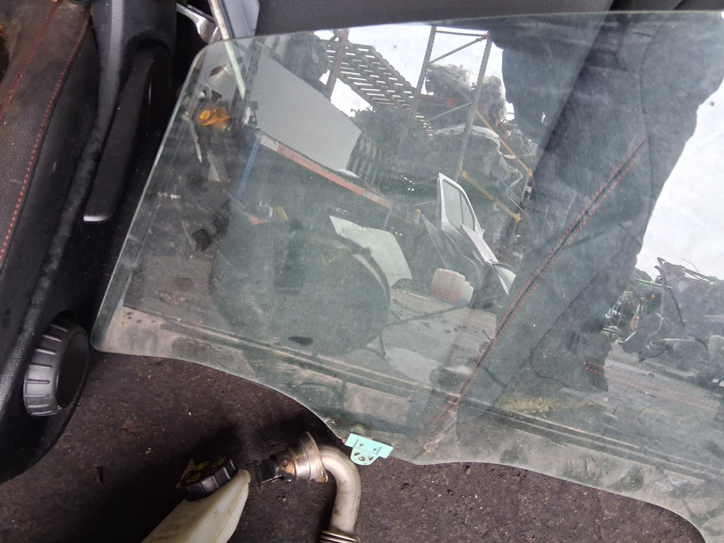 2016 NISSAN NOTE NSF PASSENGER SIDE FRONT LEFT WINDOW GLASS