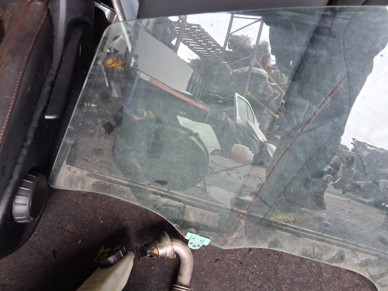 2016 NISSAN NOTE NSF PASSENGER SIDE FRONT LEFT WINDOW GLASS