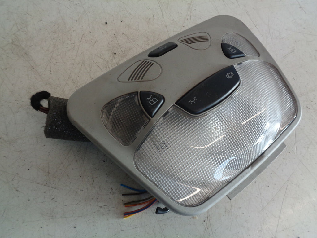 MERCEDES BENZ C CLASS 2005 W203 OVERHEAD ROOF INTERIOR LIGHT A2038204601