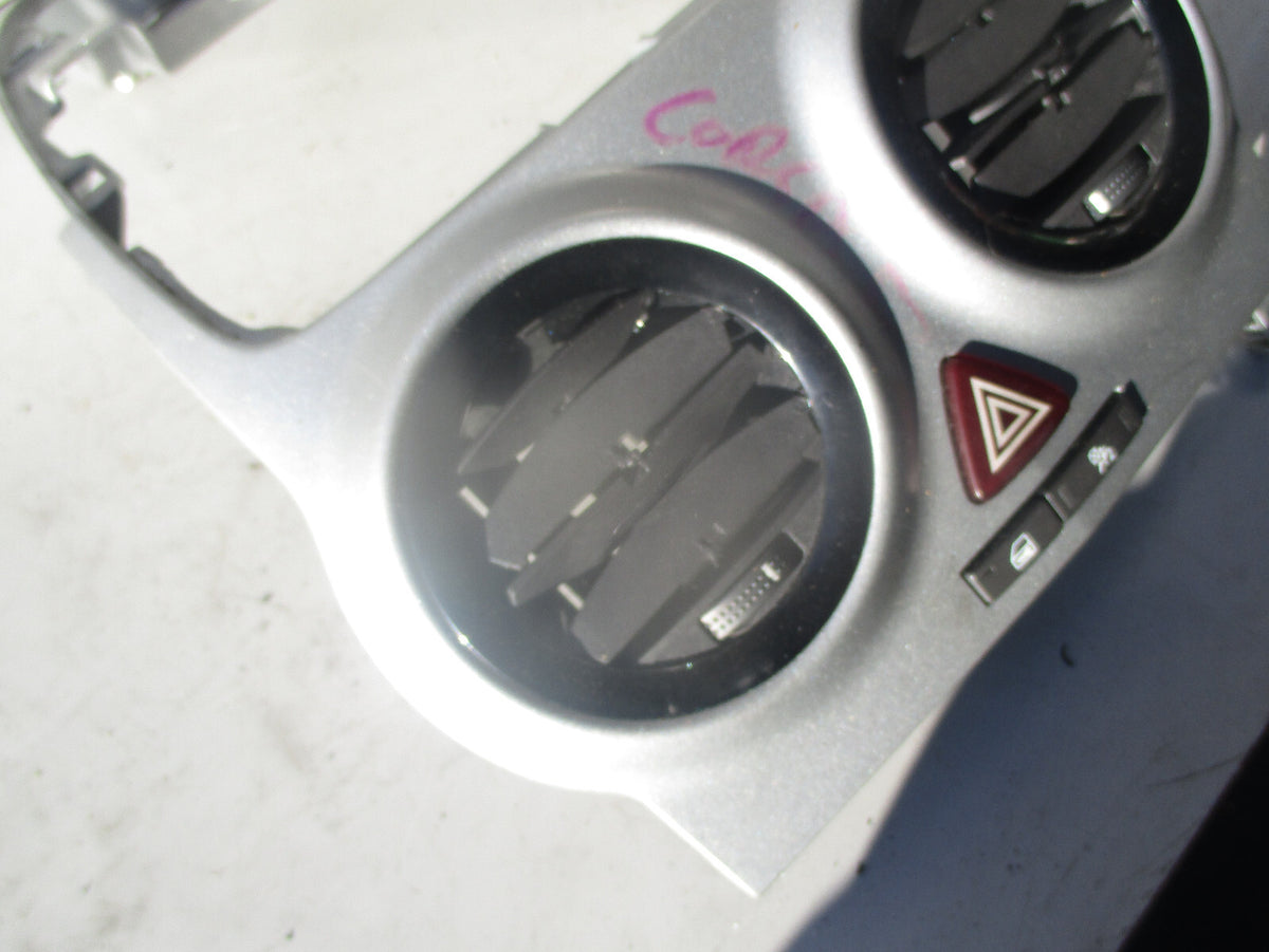 VAUXHALL CORSA D 2009 DASHBOARD AIR VENT WITH HAZARD SWITCH 13232297