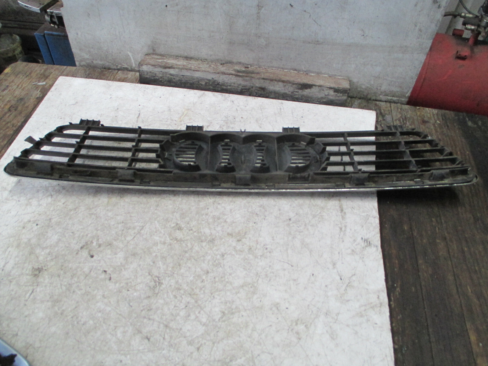 AUDI A6 2001 FRONT BUMPER BADGE GRILL 4B0853651A