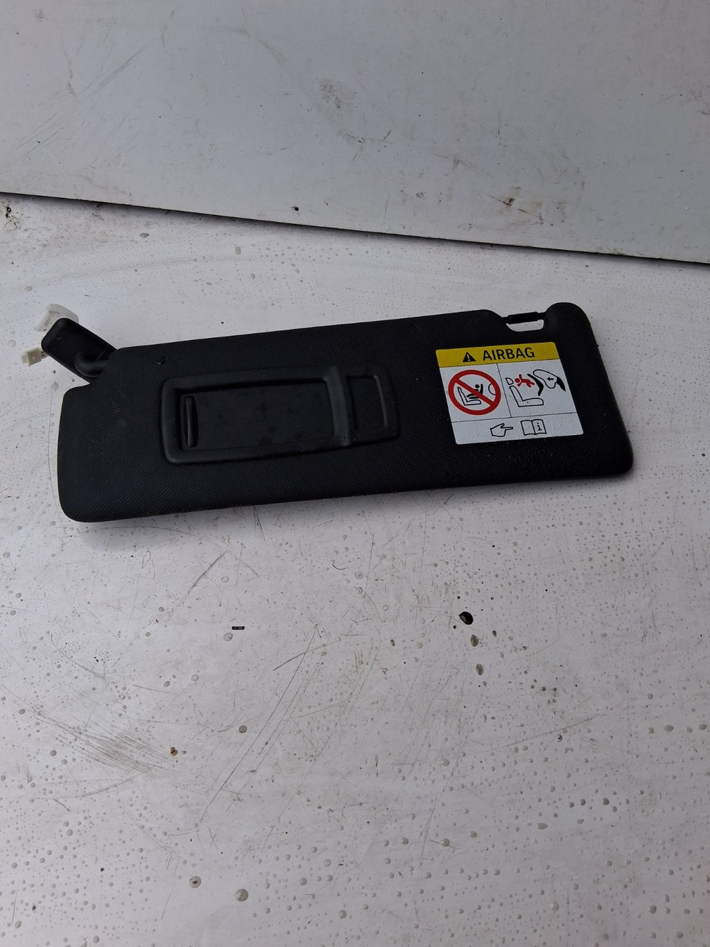 2017 BMW 3 SERIES NSF NEAR LEFT SIDE SUN VISOR 806131304