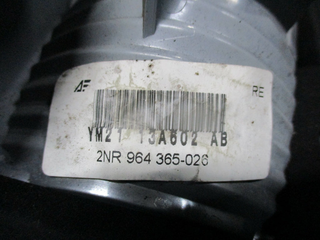 FORD GALAXY 2000 OSR DRIVER SIDE REAR INNER BOOT TAILGATE LIGHT YM2113A602AB
