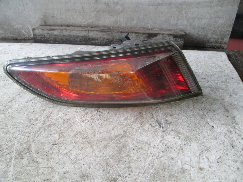 HONDA CIVIC MK8 2006 NSR PASSENGER SIDE REAR TAIL LIGHT