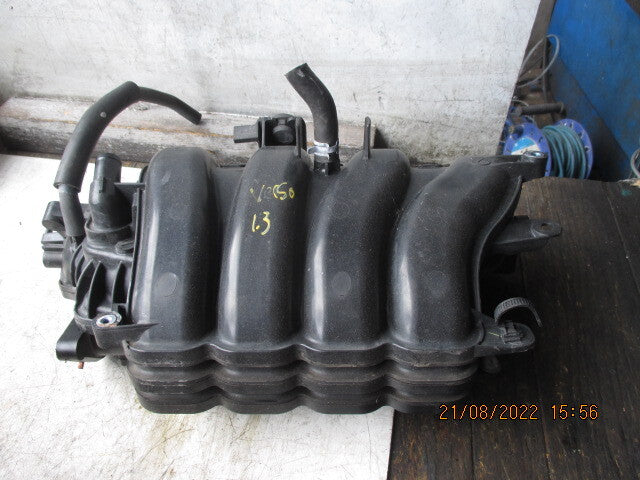 TOYOTA VERSO YARIS 2011 1.3 PETROL INLET MANIFOLD