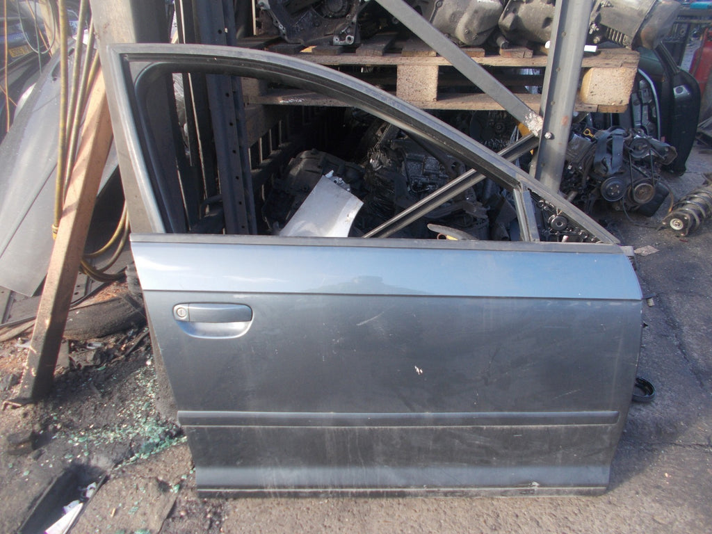 AUDI A3 8PA (MK2) SPORTBACK 2005-2008 OSF DRIVER SIDE FRONT DOOR GREY