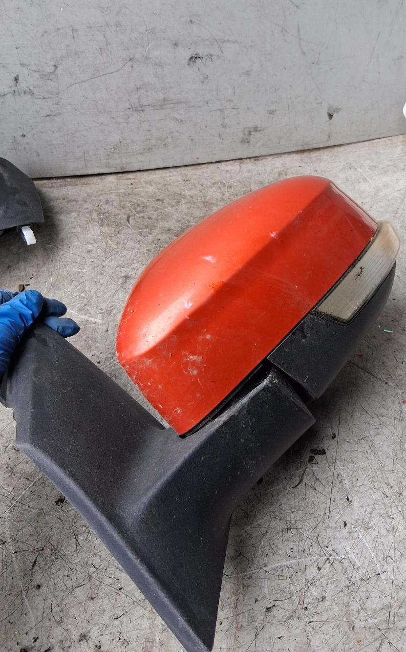 2011 FORD FOCUS NSF PASSENGER SIDE FRONT WING MIRROR 024550