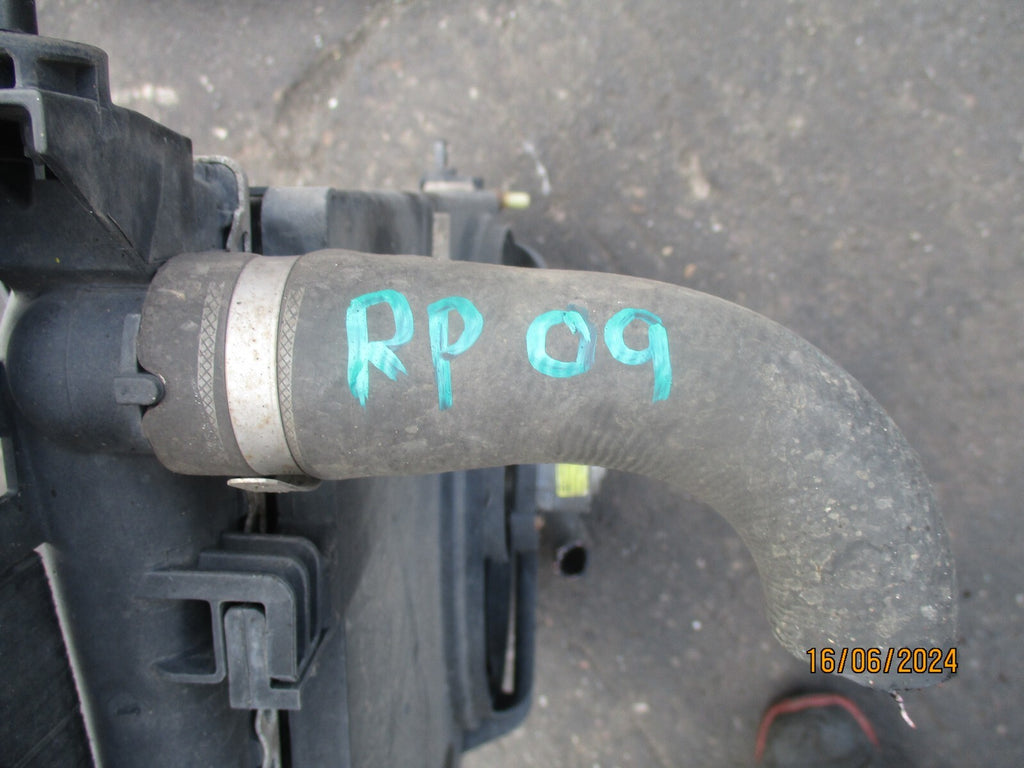 FIAT PUNTO 2010 1.4 PETROL RADIATOR RAD PACK 55700995 RP 09