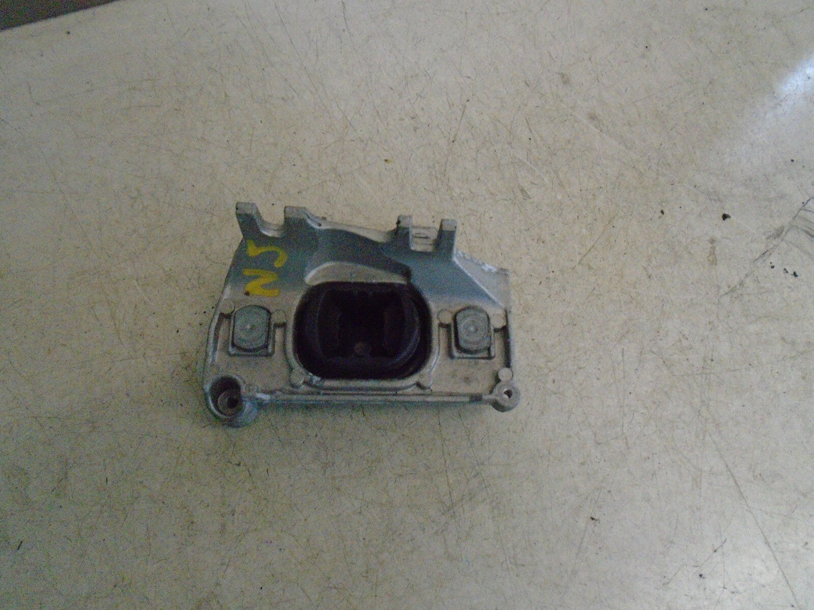 RENAULT CLIO MK4 GEARBOX MOUNTING HOLDER 11228880R