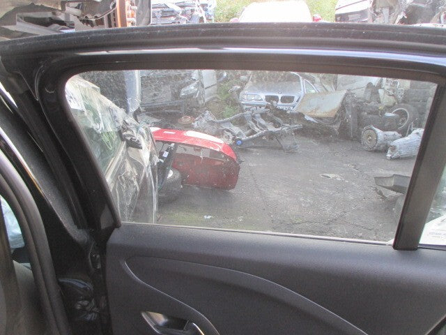 2023 VAUXHALL CORSA F OSR DRIVER SIDE REAR DOOR WINDOW GLASS