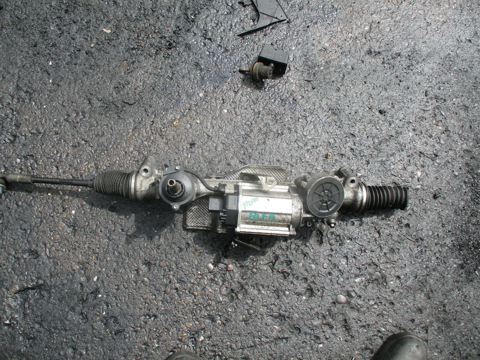 ALFA ROMEO GUILIETTA 940 2017  STEERING COLUMN